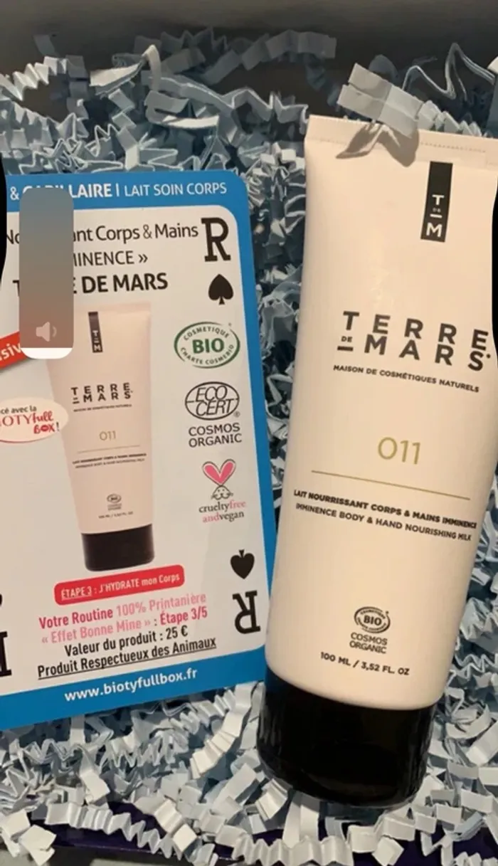 lait nourrissant corps et mains « imminence »