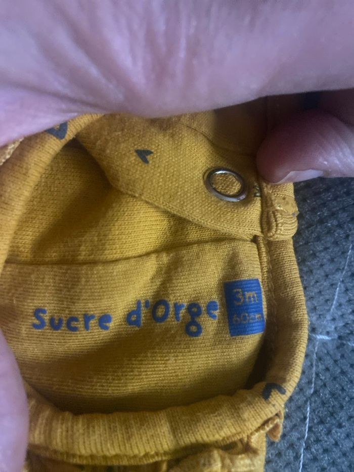 Haut 3mois - photo numéro 2