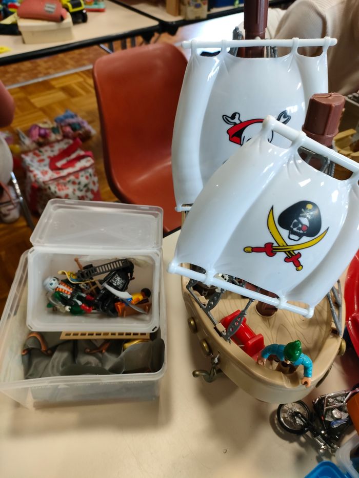 Lot bateau pirate et accessoires - photo numéro 4