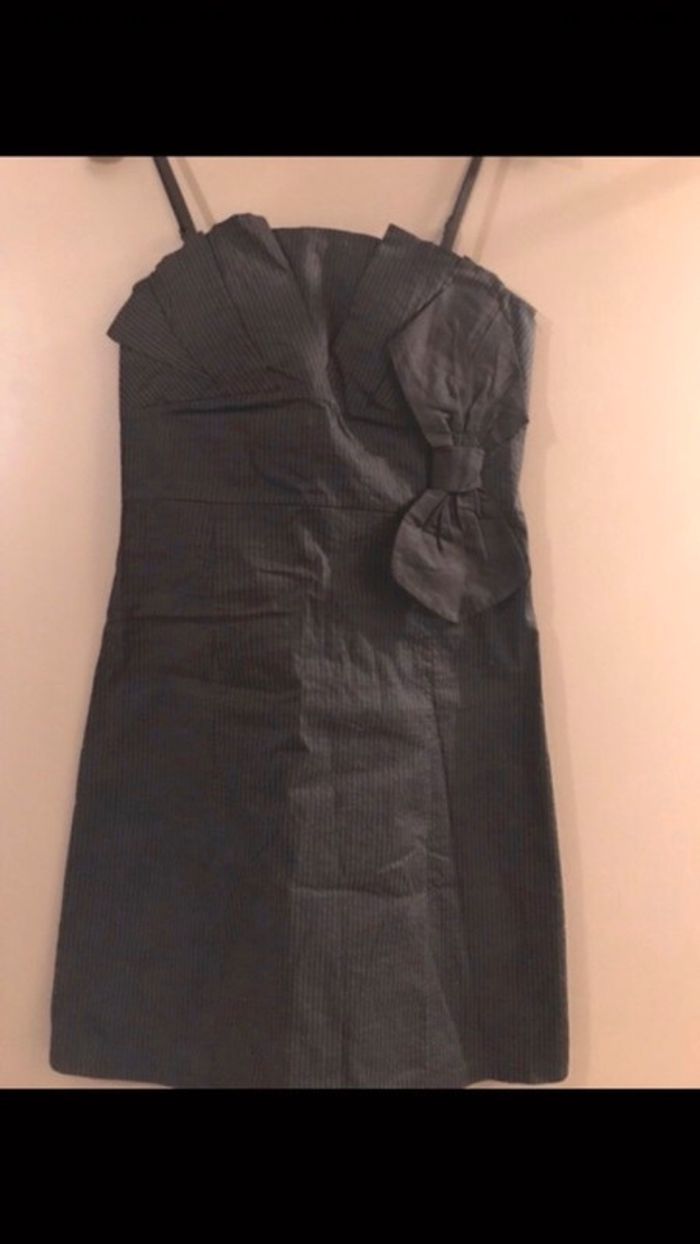 Robe avec noeud - photo numéro 2