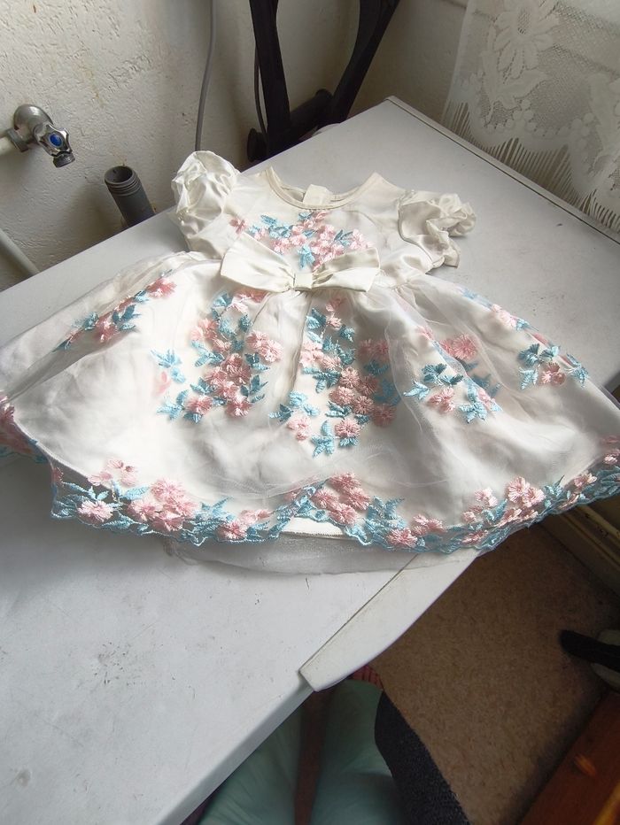 Robe de baptême - photo numéro 2