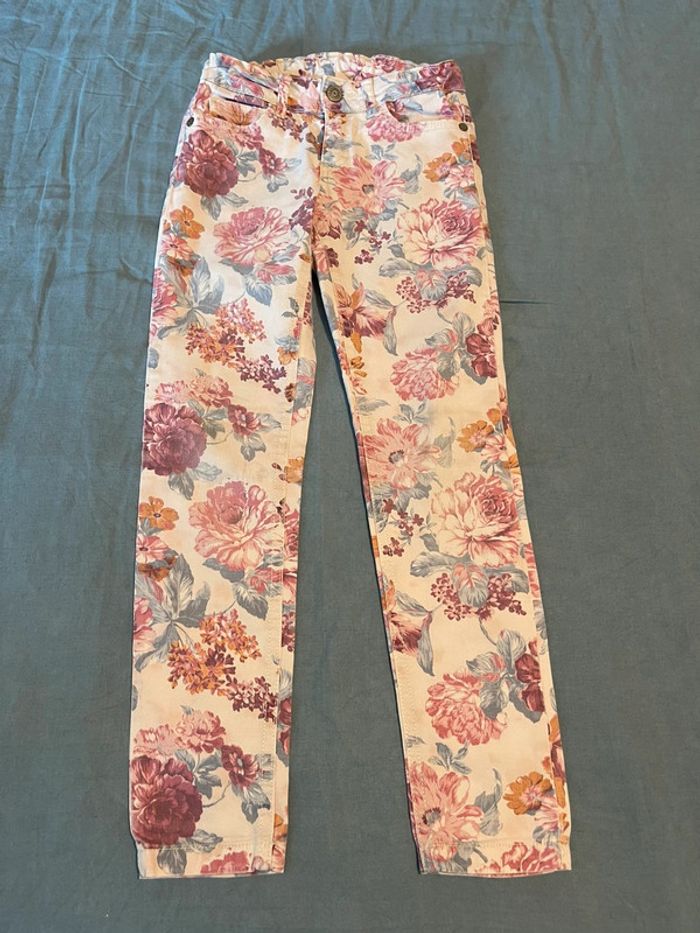 Jeans à fleur - Zara Girls - 5/6 ans 118 cm - photo numéro 2