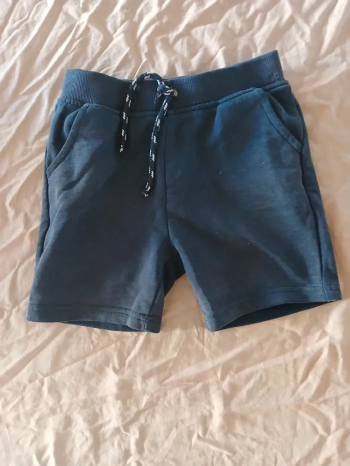 Short 2-3 ans - photo numéro 2