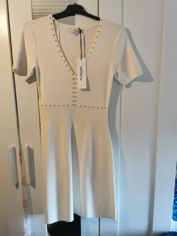 Robe en maille blanche 