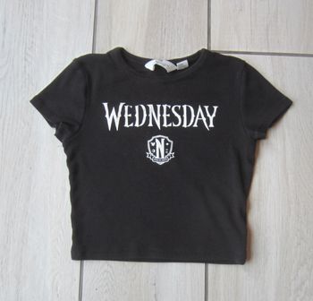 Tee shirt : "Mercredi" 11/12 ans