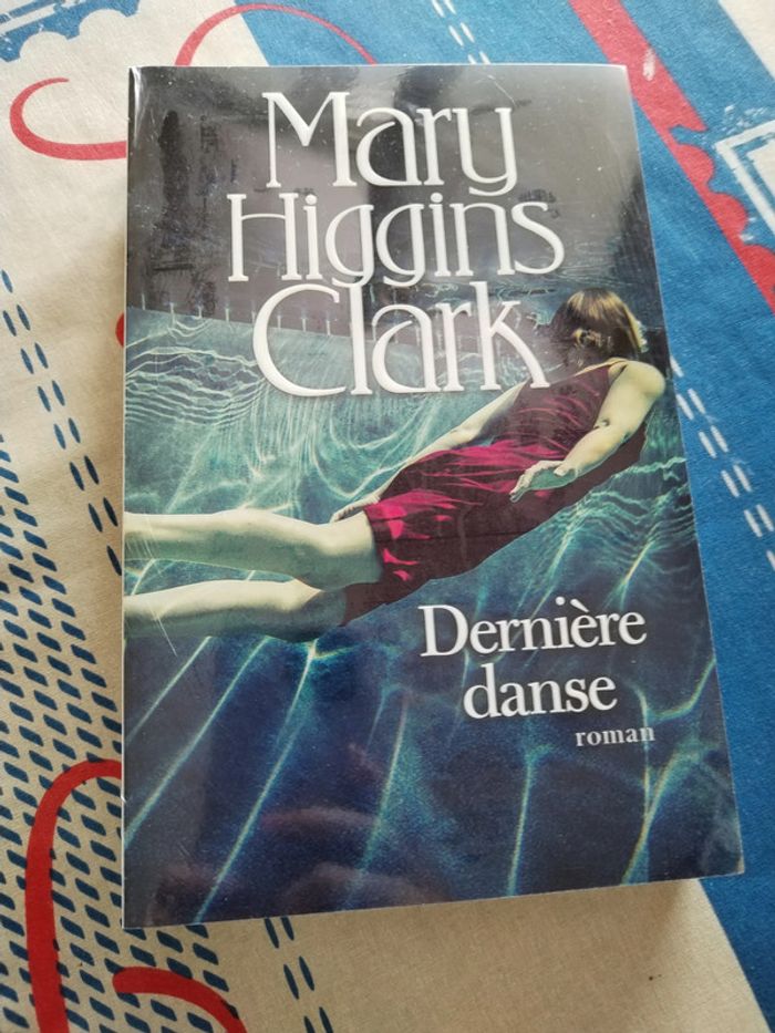 Livre neuf