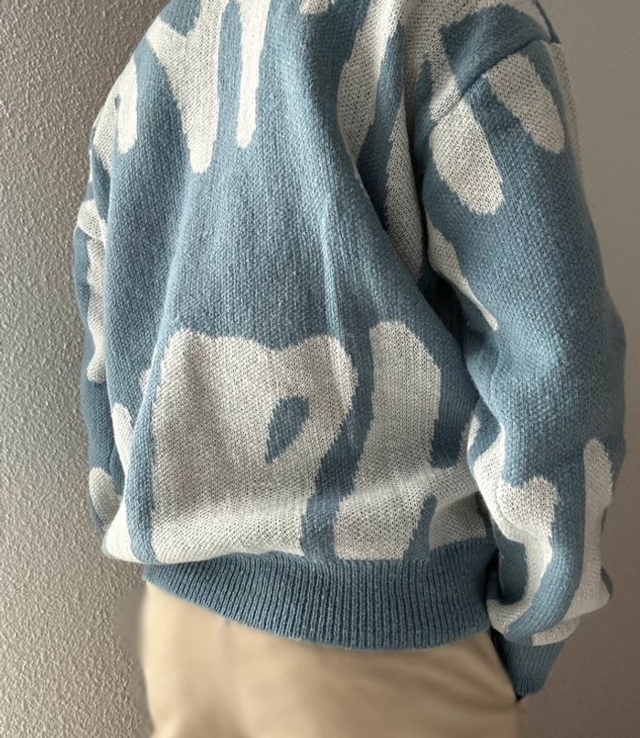 Pull bleu Aesthetic - photo numéro 3