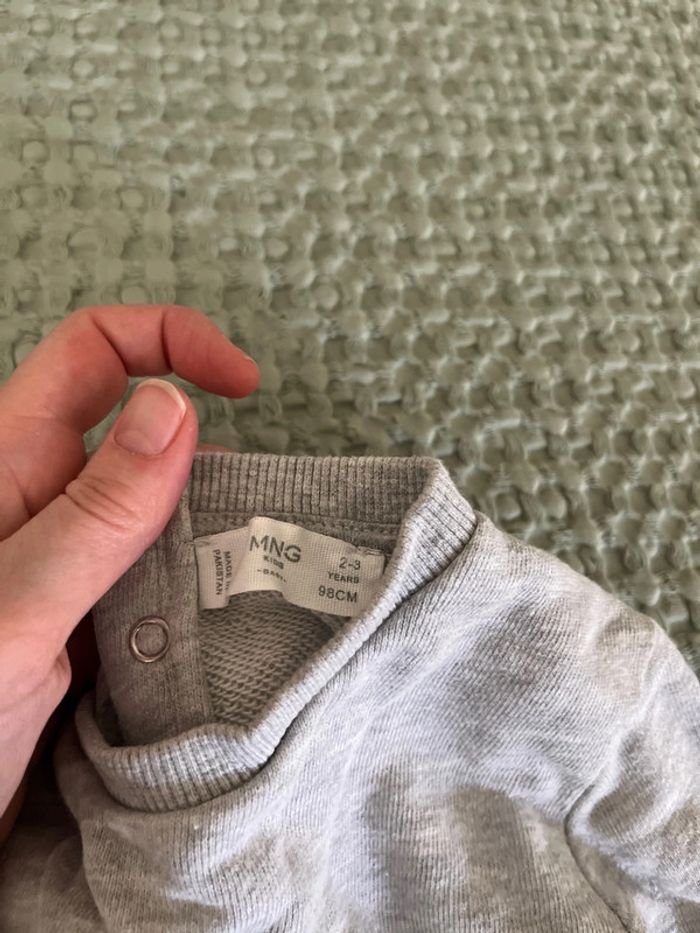 Sweat gris - photo numéro 2