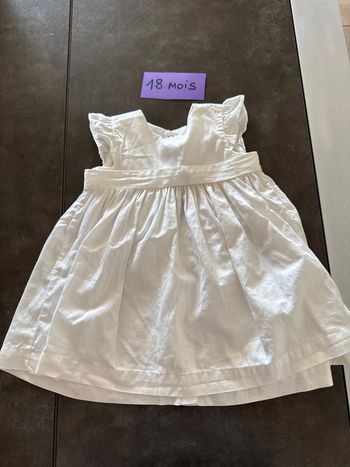 Robe baptême petit bateau