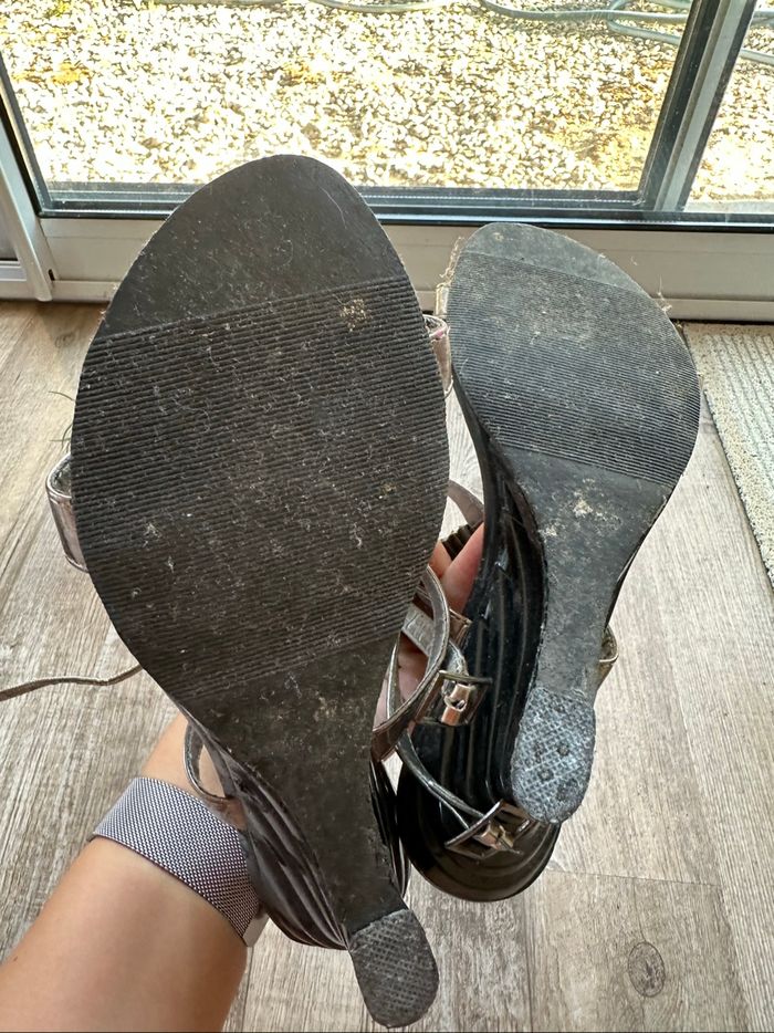 - Chaussures Instinct de mode  - Pointure 36 - bon état - photo numéro 3