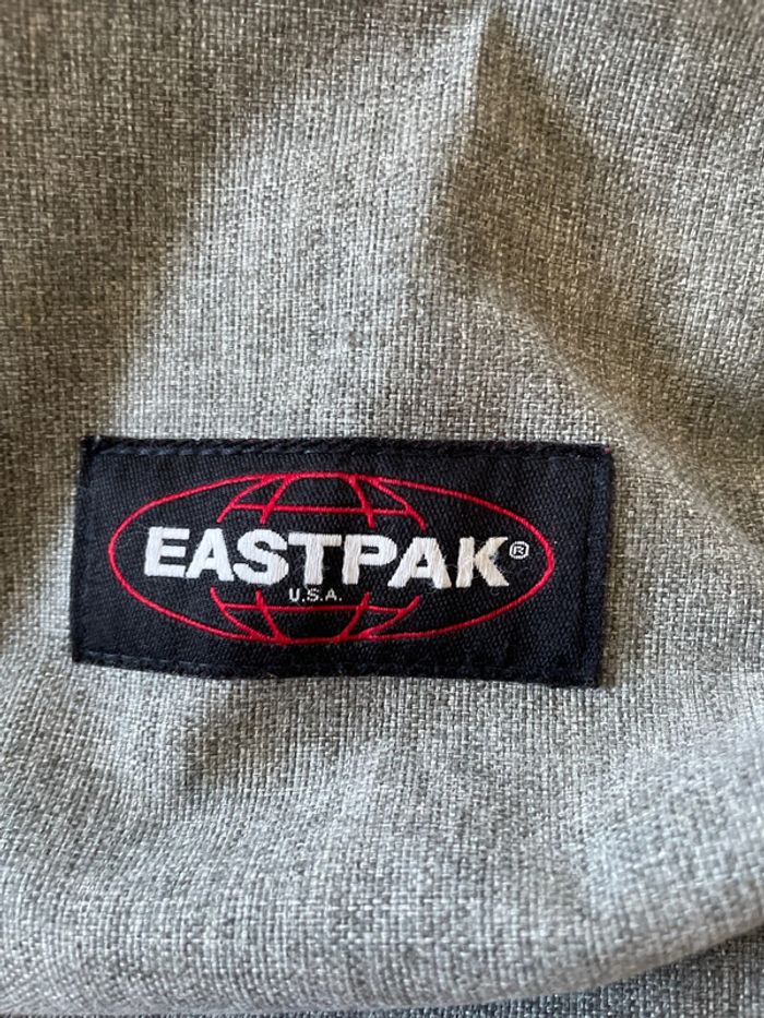 Eastpak gris - photo numéro 3