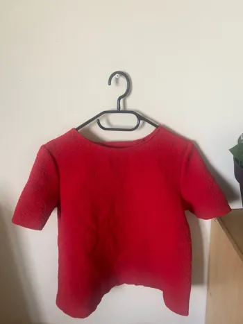 T shirt rouge dos nu