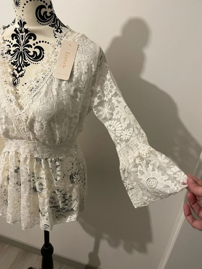 Blouse à manches 3/4 blanc à dentelle col V cache cœur taille élastique neuf lustyle taille 38 - photo numéro 4