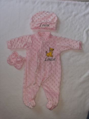 Doudou et set pyjama