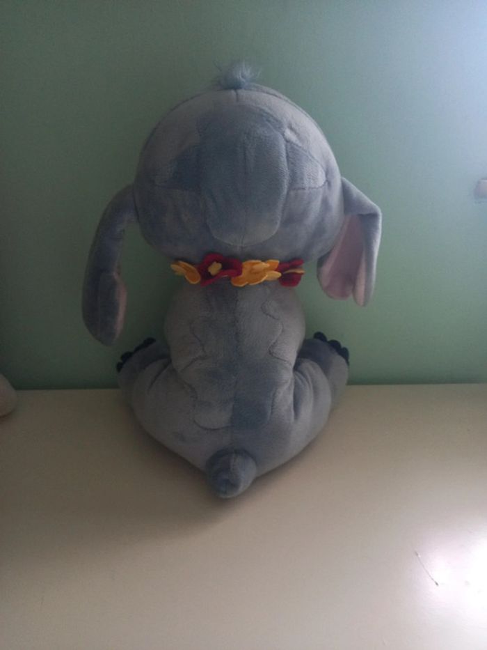 Peluche Stitch avec collier Hawaïen - photo numéro 2