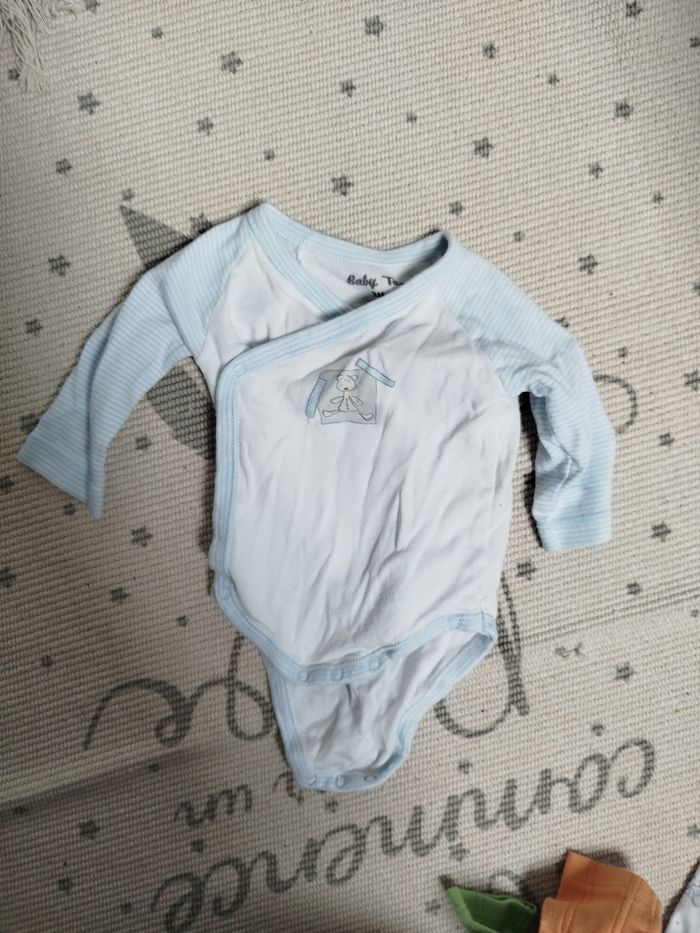Lot de body cache coeur taille 3 mois - photo numéro 6