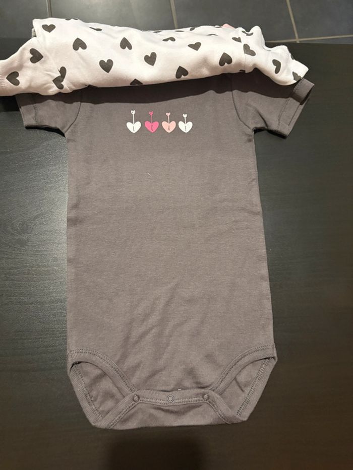 Lot de 3 bodies « Love » Manches courtes Mots d’enfants Taille 36 mois. - photo numéro 3