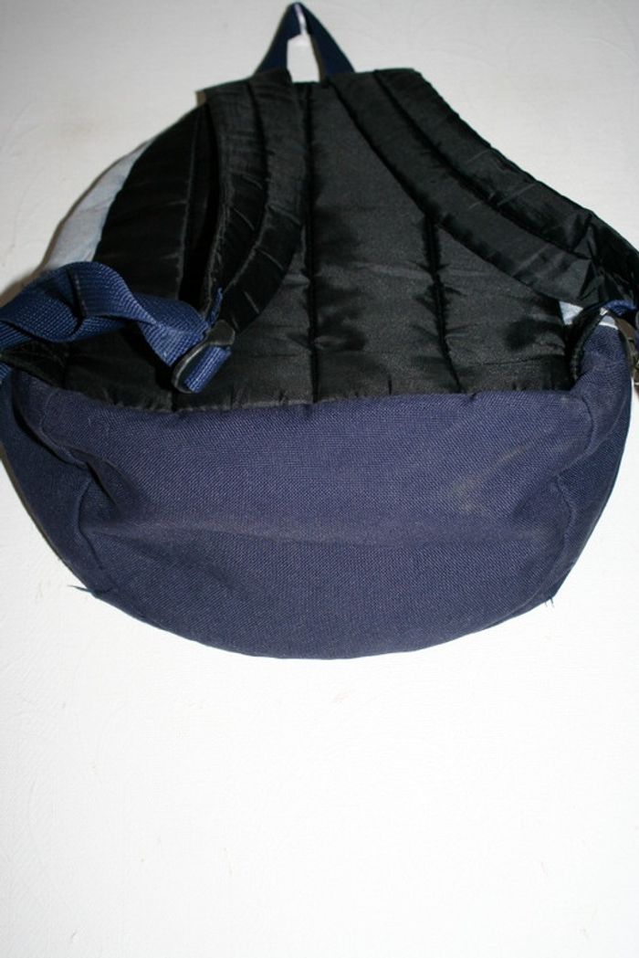 Petit sac à dos Tommy Hilfiger 38cm de haut x 36cm de large - photo numéro 6