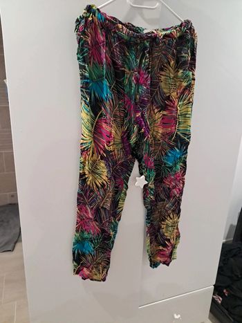 Pantalon v
