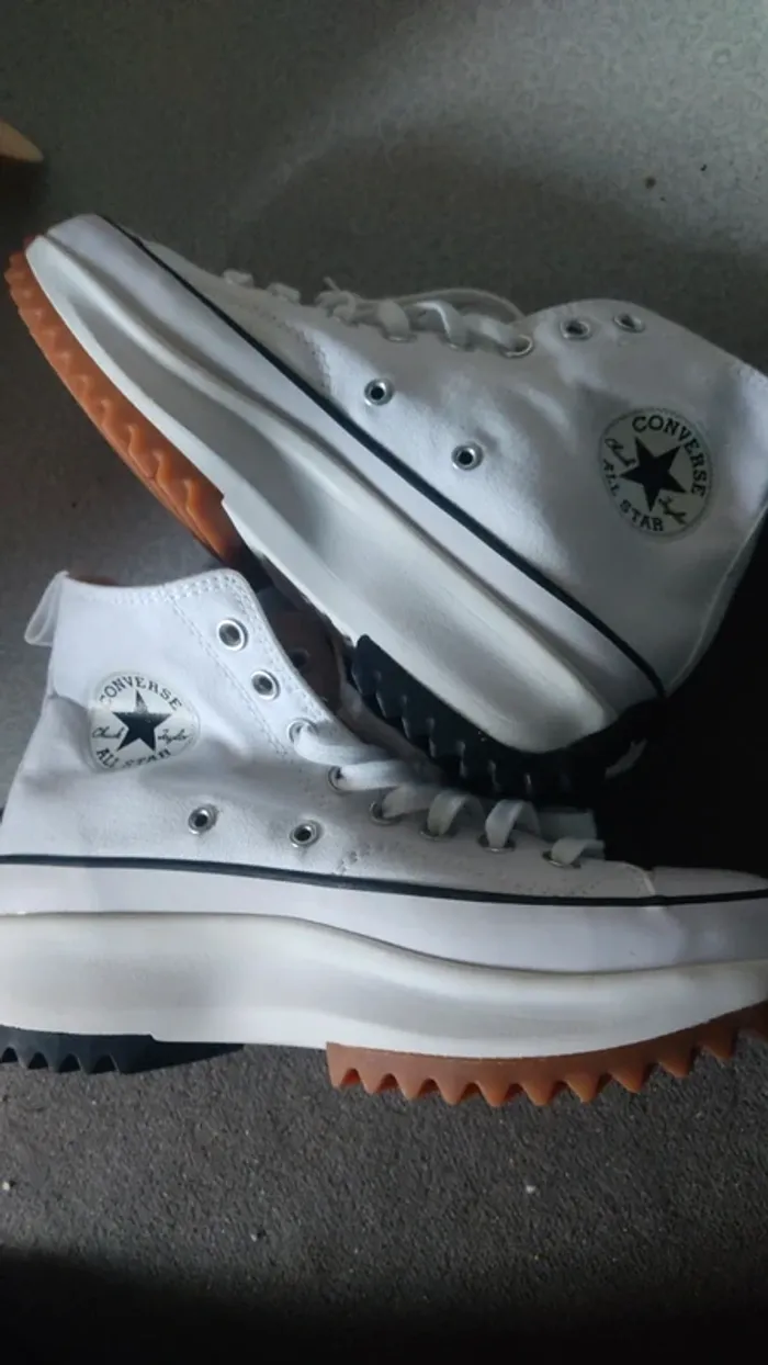 Converse Chuck Taylor Runstar baskets montantes plateforme