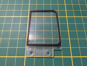 Vitre fixe de la portière arrière droite 94A N°94 Renault R8 Gordini 1/8 Eaglemoss collections #A67