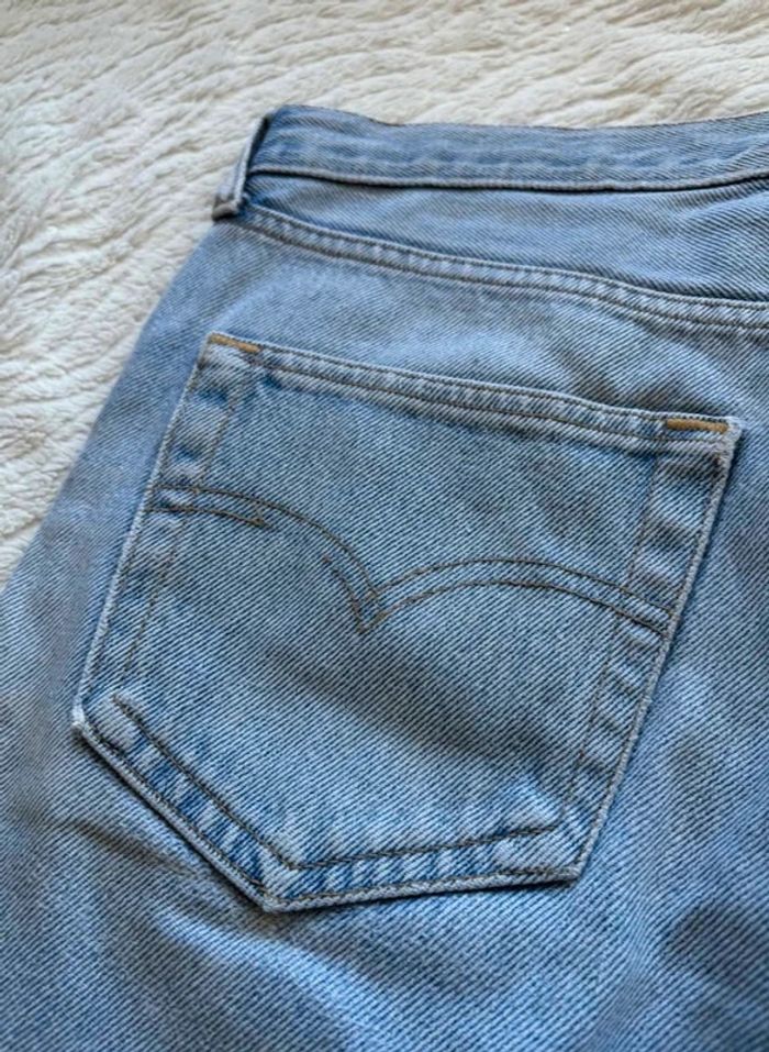 Jean Lévis 501 USA vintage 90s coupe droite bleu clair taille W30 M/40 - photo numéro 18