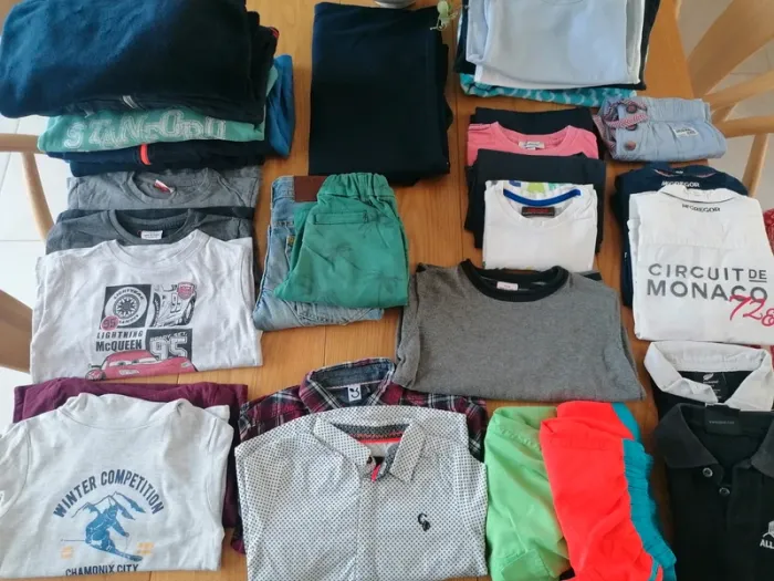 Lot de vêtements garçon en 4 ans