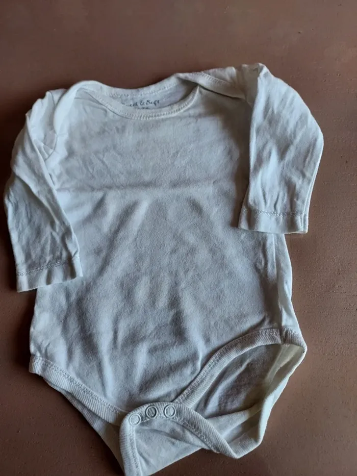 lot 6 vêtements fille 3 mois - photo numéro 9