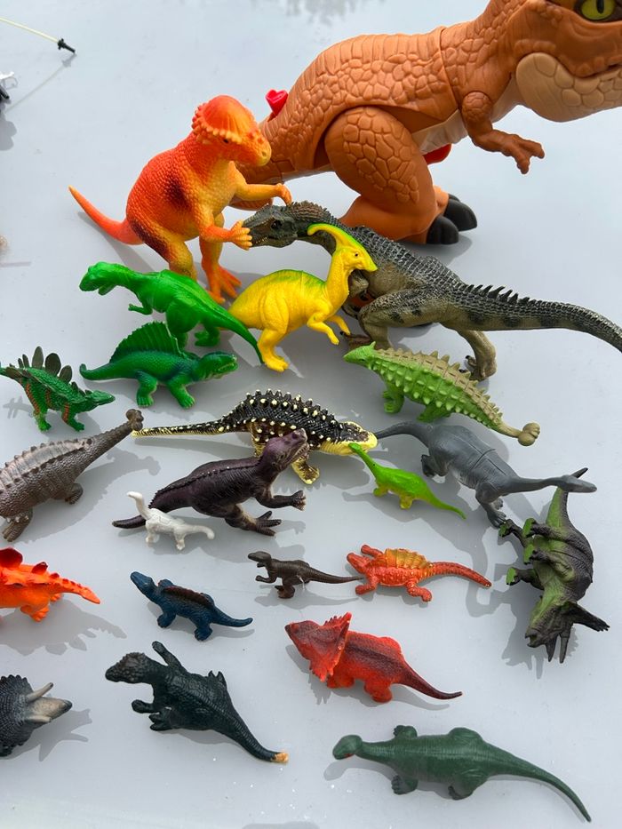 Lot dinosaures - photo numéro 4