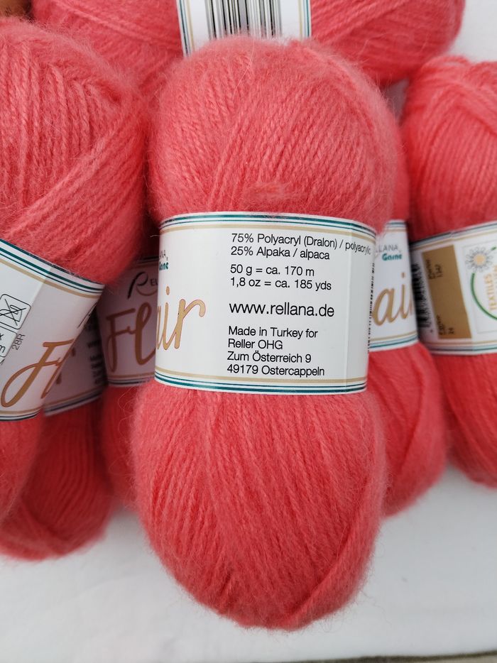 Lot de 10 pelotes de Laine - photo numéro 2