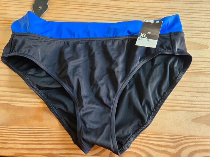 Bas de maillot de bain XL decathlon