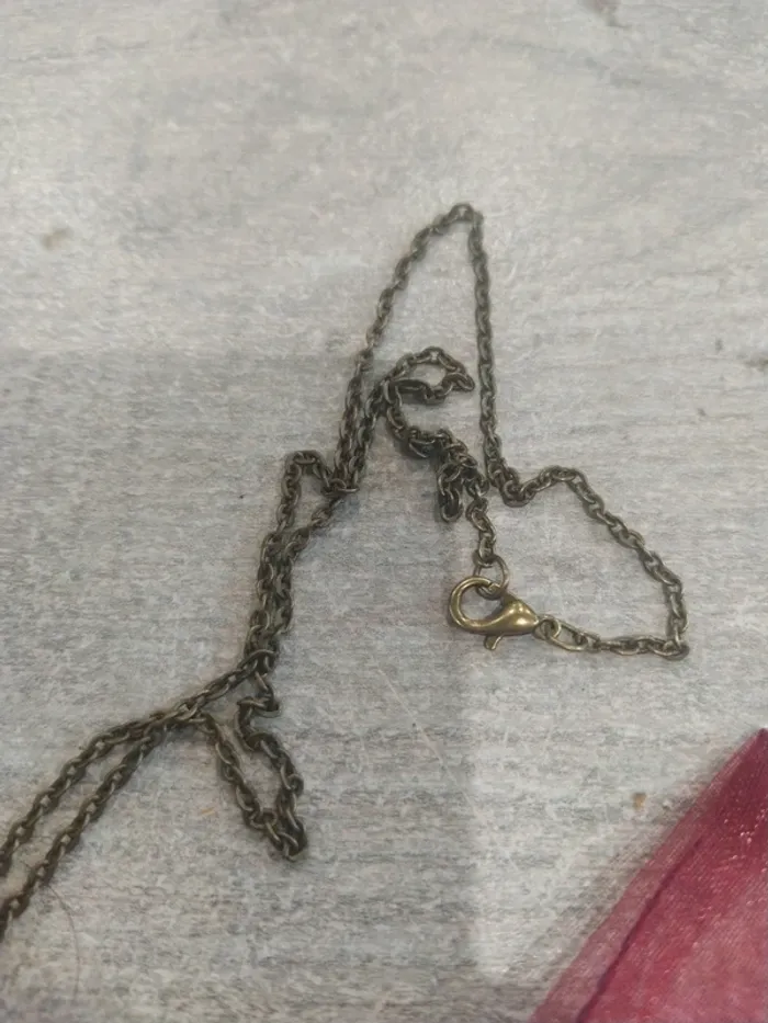 Collier cabochon papillon - photo numéro 3