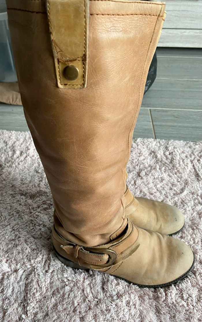 Bottes en cuire taille 37 - photo numéro 5