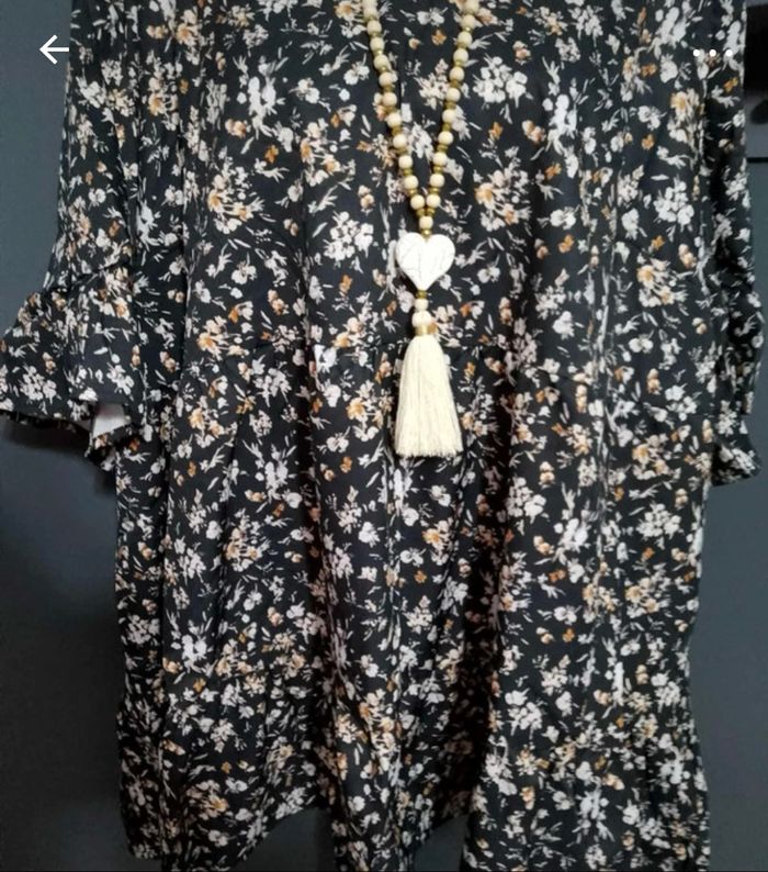 Blouse Noire Grande Taille 54 – Ample, Élégante à Imprimé Floral et Manches Tulipes 🌸 - photo numéro 4