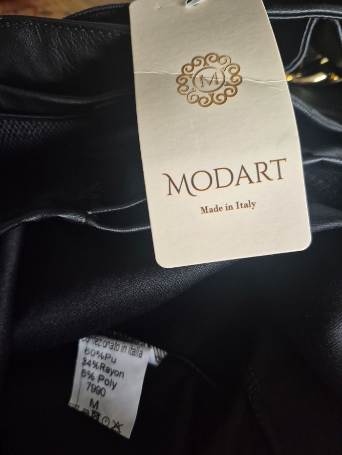 Jupe-short Femme Noire Simili-Cuir Taille M/38 - photo numéro 3