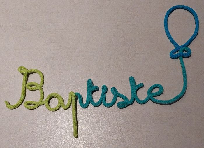 Prénom, mot, objet ... en tricotin - photo numéro 2