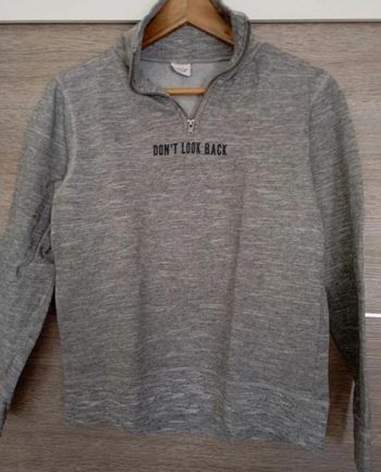 Sweat shirt
