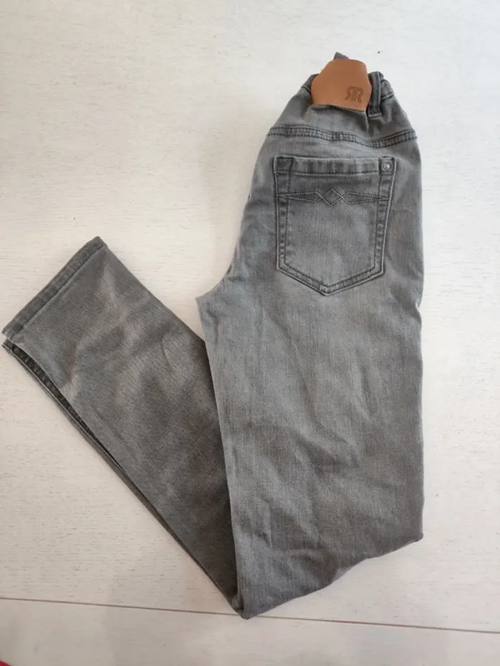 Jean gris La Redoute – 12 ans – Très bon état comme neuf - photo numéro 2