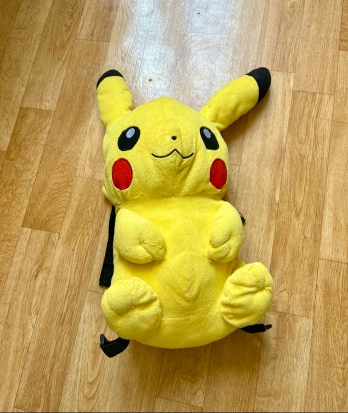 Peluche Sac à dos, Pokémon Pikatchu