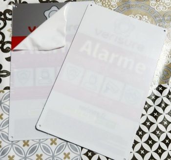 Lot de 2 Plaque plexi 15x24cm dissuasive pour alarme connectée verisure Authentique originale