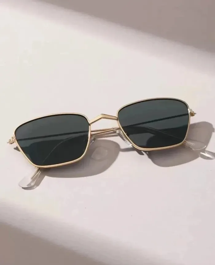 Lunettes de soleil rétro – Look chic & moderne - photo numéro 3