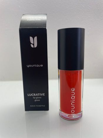Gloss Coral Kiss Younique