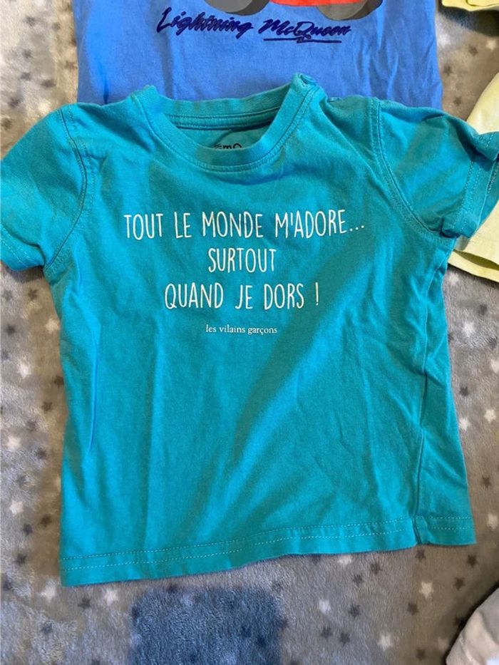 Lot de 3 t-shirts et 1 short 18 mois - photo numéro 9