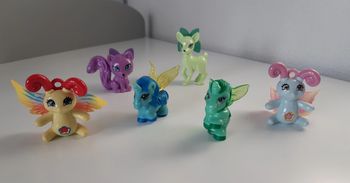 Lot de 6 figurines Kinder Surprises