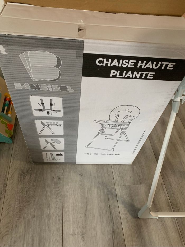 Chaise haute - photo numéro 4