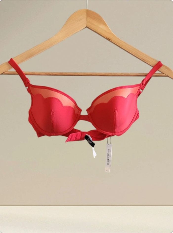 Soutien-gorge Huit 90C