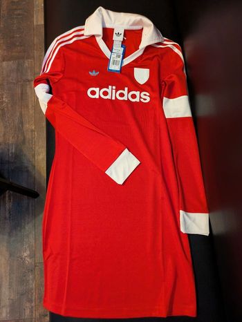 Robe de football adidas neuve S