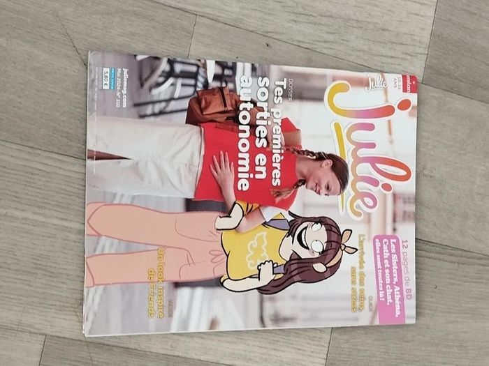 Lot de 10 magazines Julie années2024 L092  7608945354 - photo numéro 7