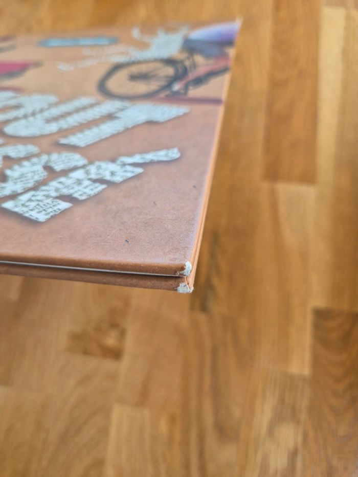 Livre tout froissé - photo numéro 4