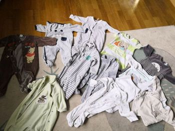 Lot de 10 pyjamas